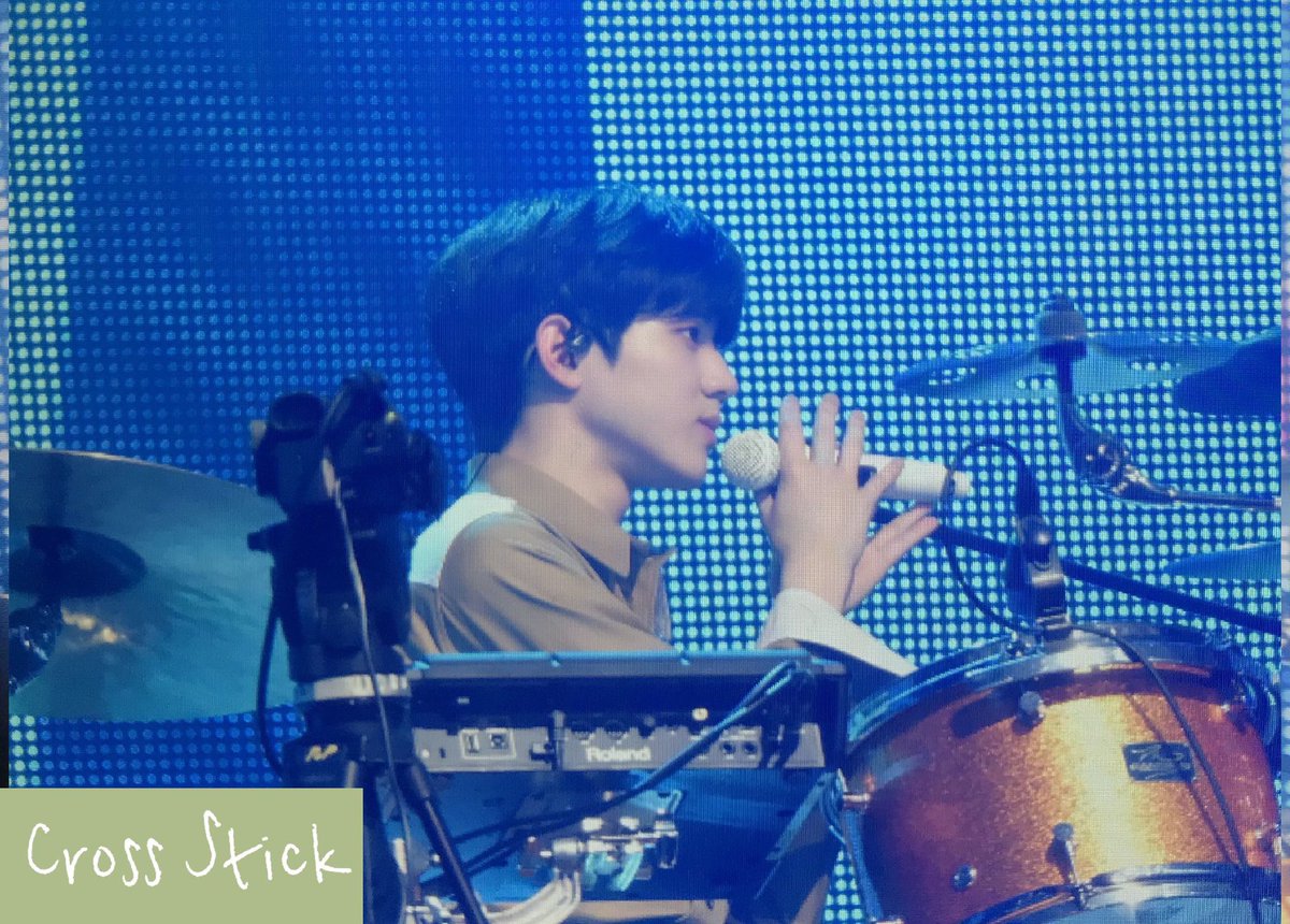 190907 'GRAVITY’ in busan 프리뷰
#데이식스 #DAY6 #도운 #Dowoon 
<a href="/Dw_day6_drummer/">윤도운</a>

너무 너무 멋있는 사람👍