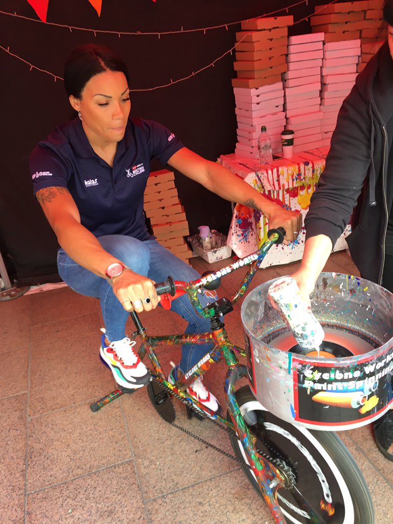 CycloneWorks's tweet image. Here’s Shanaze Reade, three time UCI BMX World Champion, on our paint spinning bike! #letsridecoventry #letsride #britishcycling #hsbc #cyloneworks #bmx #shanazereade #cyclist #bike #fun #worldchampion