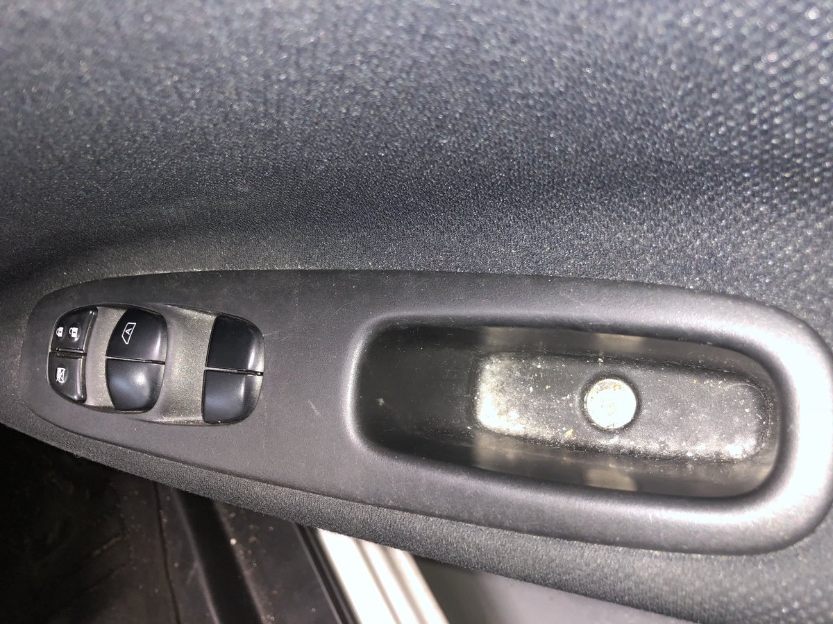 車内クリーニング