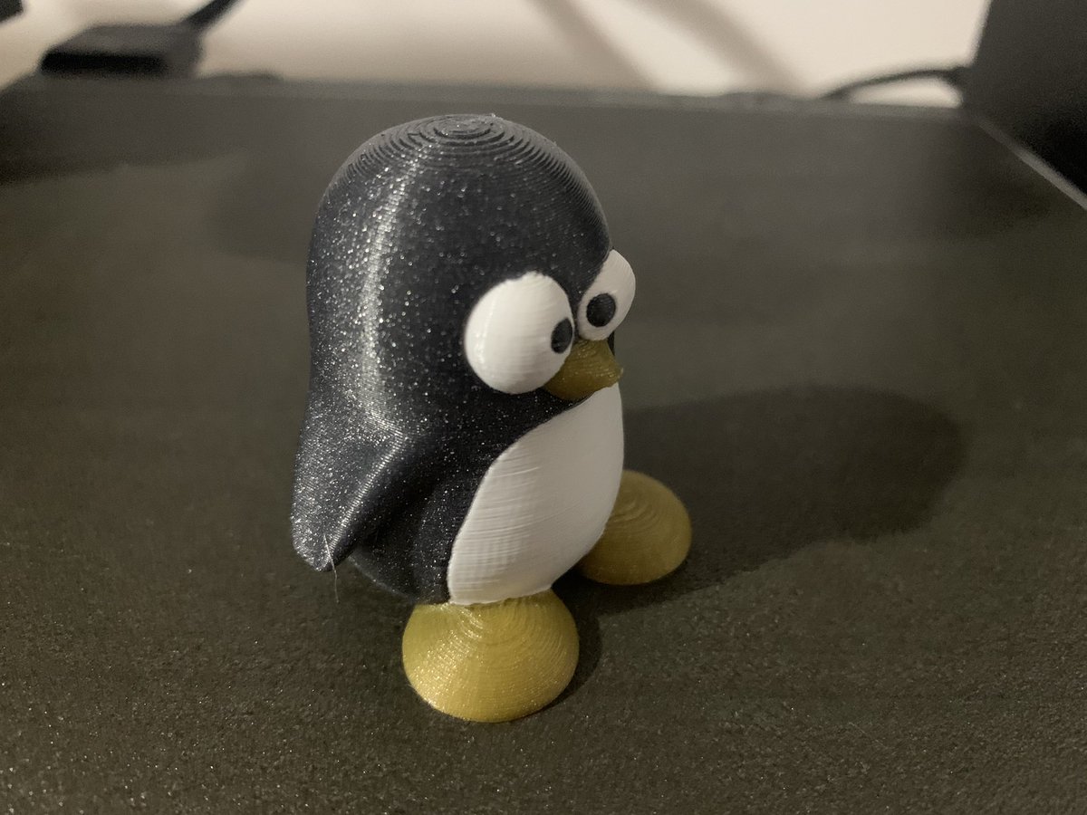 OlivePastor's tweet photo. #Prusai3MK3S #mm2s filamento de @fervi3d vértigo y @Fillamentum Gold happens y traffic white https://t.co/1UjcRp2O8R