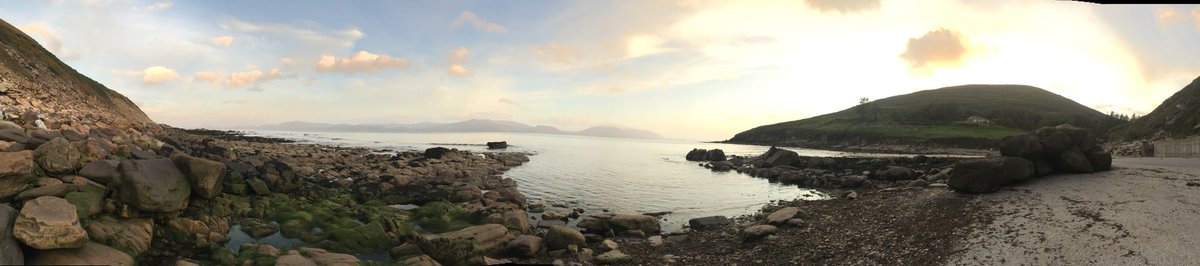 Panoramic view of #Bunaneer strand by #Annascaul showing #DingleBay. #ThePhotoHour