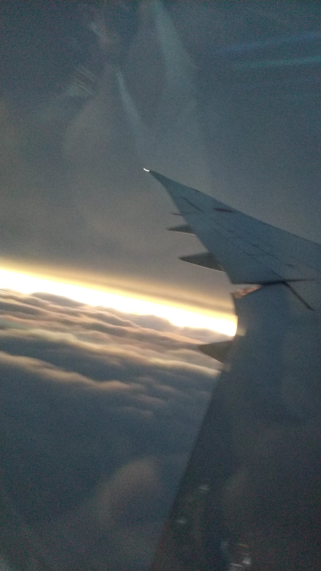 ひろ 治療家 怪我故障のお悩み解決 9月12日 木 は都合によりお休みとなります ご迷惑おかけしますがよろしくお願いします ひろメディカルケア 畑中メディカルテーピング 魔法のテーピング 身体の痛み 膝痛 オスグッド 腰痛 坐骨神経痛 踵痛