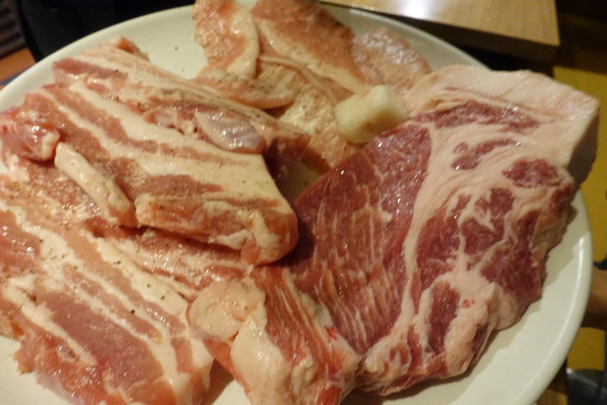 渋井しほり パンダと肉とチョコレート愛 やさい村大地 赤坂田町通り店 食べ飲み放題コース 野菜の種類も多くて大好き コスパよいしありがたい サムギョプサル 肉 赤坂 東京グルメ 食べ放題