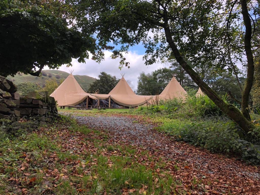 EventTipis's tweet image. Touch of Autumn @YHALangdale this weekend 🙌🏻