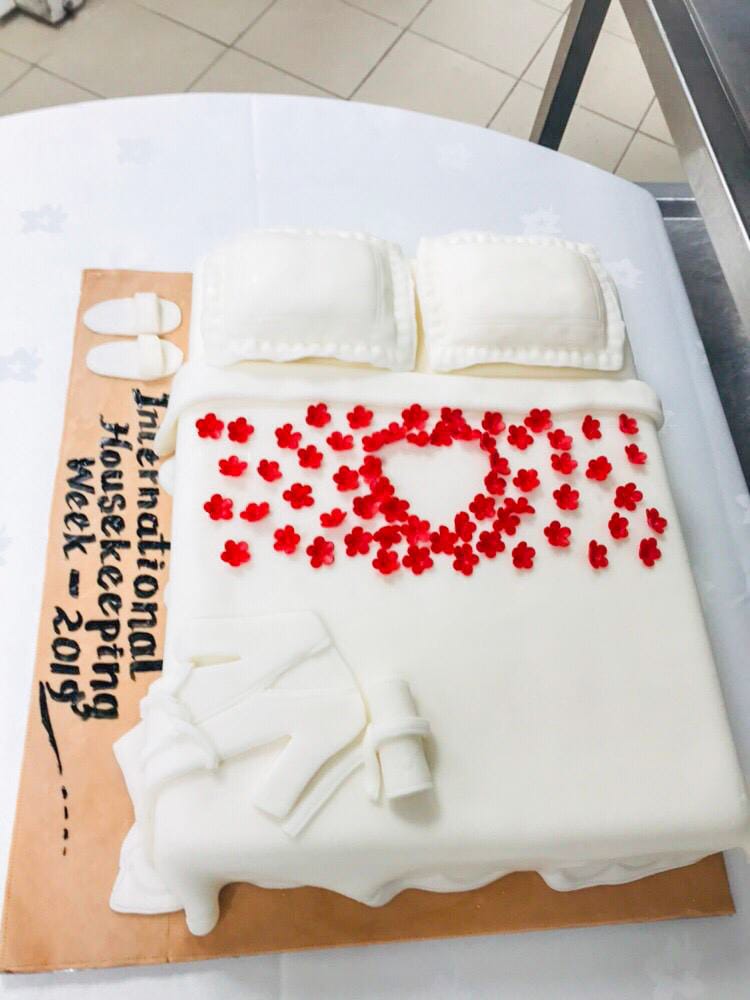 Hurray for our Kings 👑 &amp; Queens 👸 of clean! Thank you for EVERYTHING you do to keep our Hotel shining and our guests and your colleagues smiling. Happy International Housekeeping Week!

#HousekeepingWeek #RodaAlMurooj #RodaAlBustan