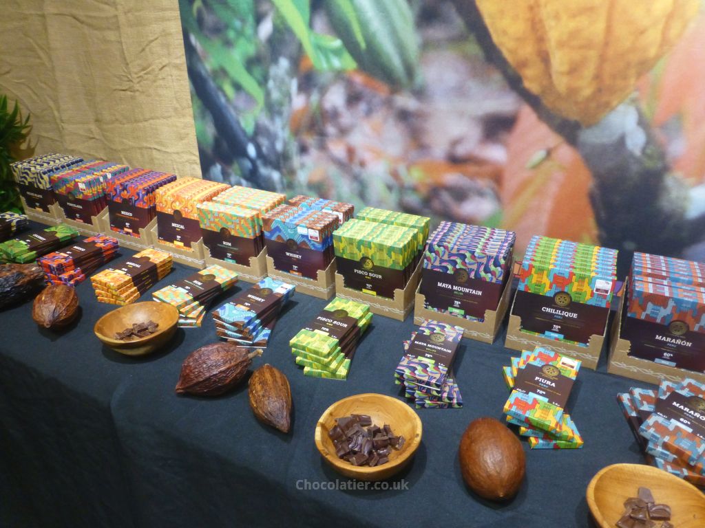 David 🍫🏴 Chocolate Blogger (@chocolatieruk) on Twitter photo I can't wait to sink my teeth into the <a href="/ChocTree/">Chocolate Tree</a> bars - the cocoa flavours were clean and vibrant in the nibbles I had at the show. It was an absolute pleasure talking to Alastair at #SFFF19 and it's clear he's incredibly passionate about creating incredible chocolate. I can't wait to sink my teeth into the <a href="/ChocTree/">Chocolate Tree</a> bars - the cocoa flavours were clean and vibrant in the nibbles I had at the show. It was an absolute pleasure talking to Alastair at #SFFF19 and it's clear he's incredibly passionate about creating incredible chocolate.