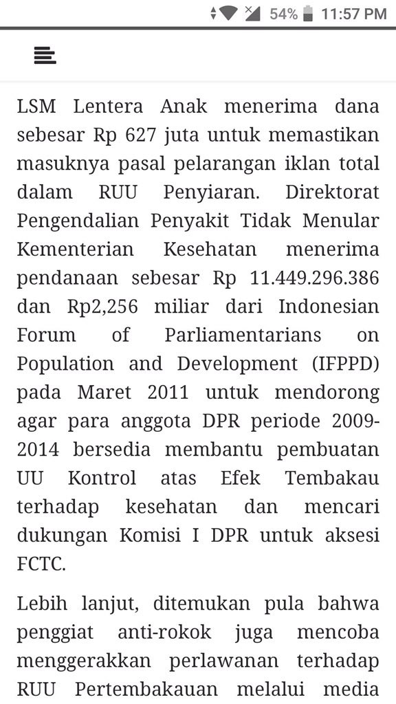 singurah's tweet photo. Gimana caranya biar jadi LSM yg dipandang sbgai paling anti rokok? Tembak aja ikan yg paling besar, niscaya semua lautan takut. 
Peri nais keleng! https://t.co/hRYZka6Nk1