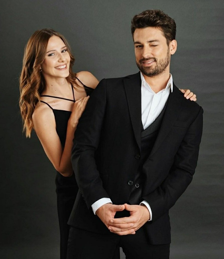 AlpNavruzFandom's tweet photo. New #AzCen || Today || Hoy || 😍
#AlpNavruz tw / #AlinaBoz ig https://t.co/DumZeEhCVk