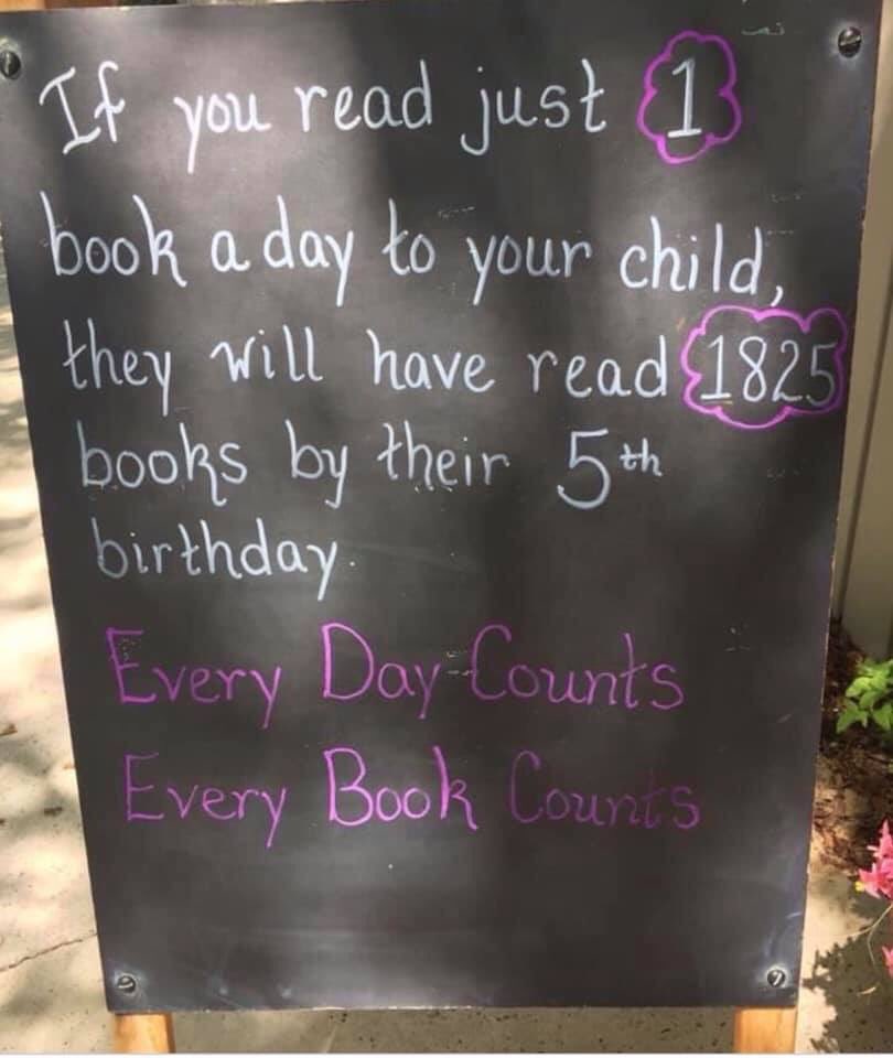 ClareHilley's tweet photo. Weβve always read 3-4 books every night to both children as itβs part of their routine & they love it! #bedtimereading #readingforpleasure #dadsread #mumsread https://t.co/Px1D5S03Vh