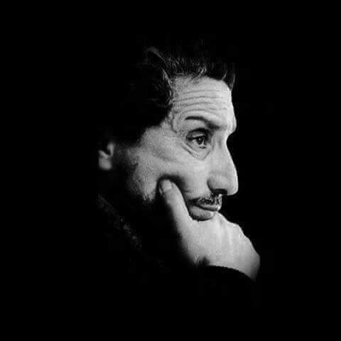 SalehaRaheen's tweet photo. قرن ها بگذرد قهرمان یکیست ...! https://t.co/nSuNo5Pblz