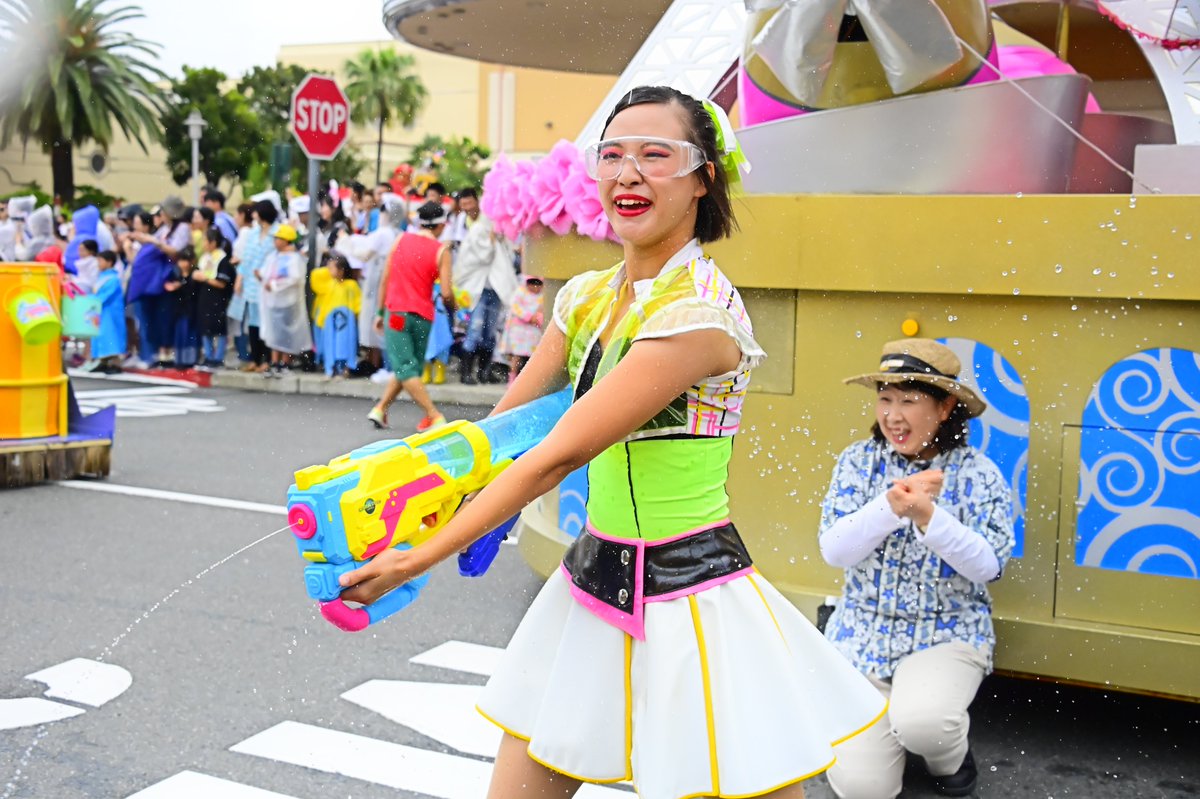 神威丈二 こう暑い日が復活すると 水パ もちょっと恋しくなるもので Usj Usjファン ウォーターサプライズパレード ユニバーサルスタジオジャパン Usj好きな人と繋がりたい 水パレ ファインダー越の私の世界 ビスケットちゃん フラムちゃん