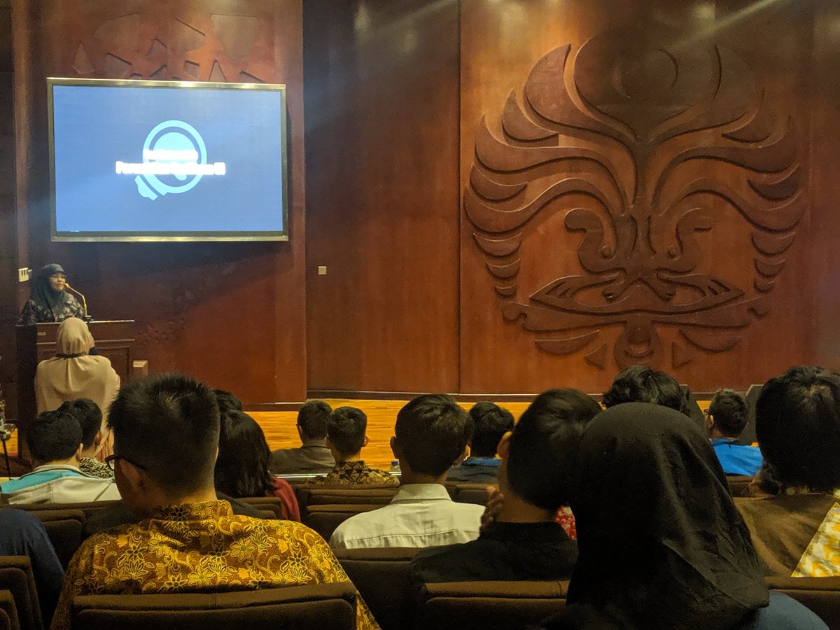 Digitalogi's tweet photo. @COMPFEST
Sambutan Perwakilan FASILKOM - UI, di #COMPFEST11
#LiveTweet
#COMPFEST https://t.co/NXbgLglioF