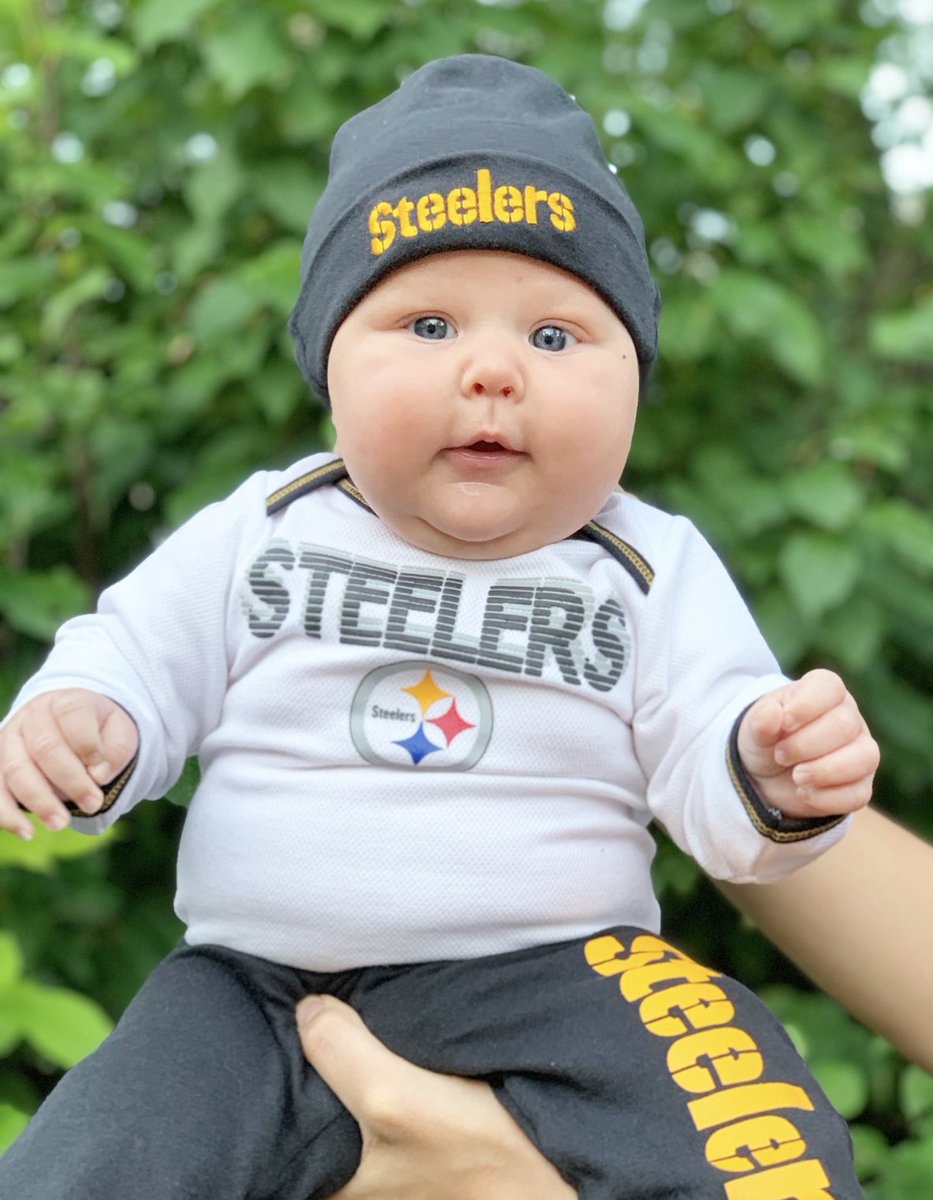 FrannieTunseth's tweet image. Harris. Is. Ready. 11 hours until @steelers kickoff. #herewego