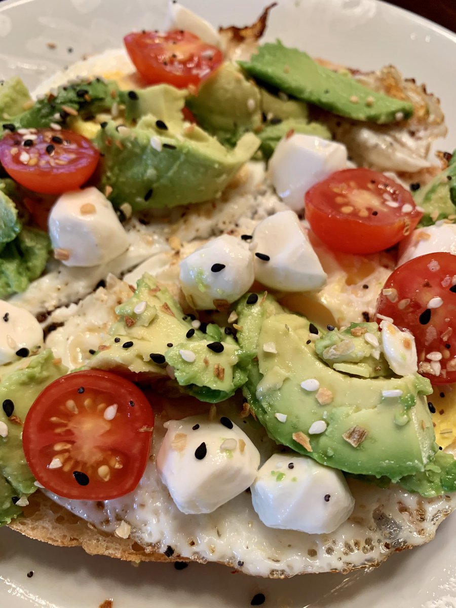 OneDelightfulL's tweet photo. Finding new uses for Trader Joe’s Everything Bagel Seasoning! It’s so garlicky good, it could go on well, everything! #traderjoes #toastrecipes https://t.co/X4keZMwsc1