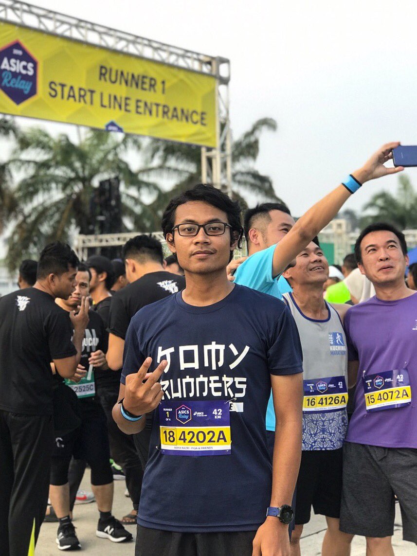 adhanazrx's tweet image. Misi Sub 4 for 42km done! #Asicsrelay #Komyrunners