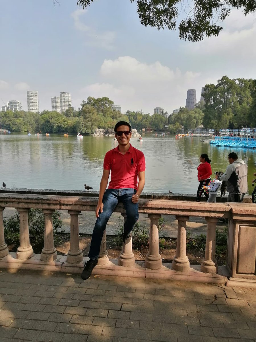 Que rayos le hacen a la niña?