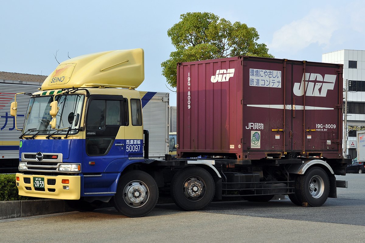 西濃運輸50097 日野スーパードルフィンプロフィア 1:19G-3378 2:U30B