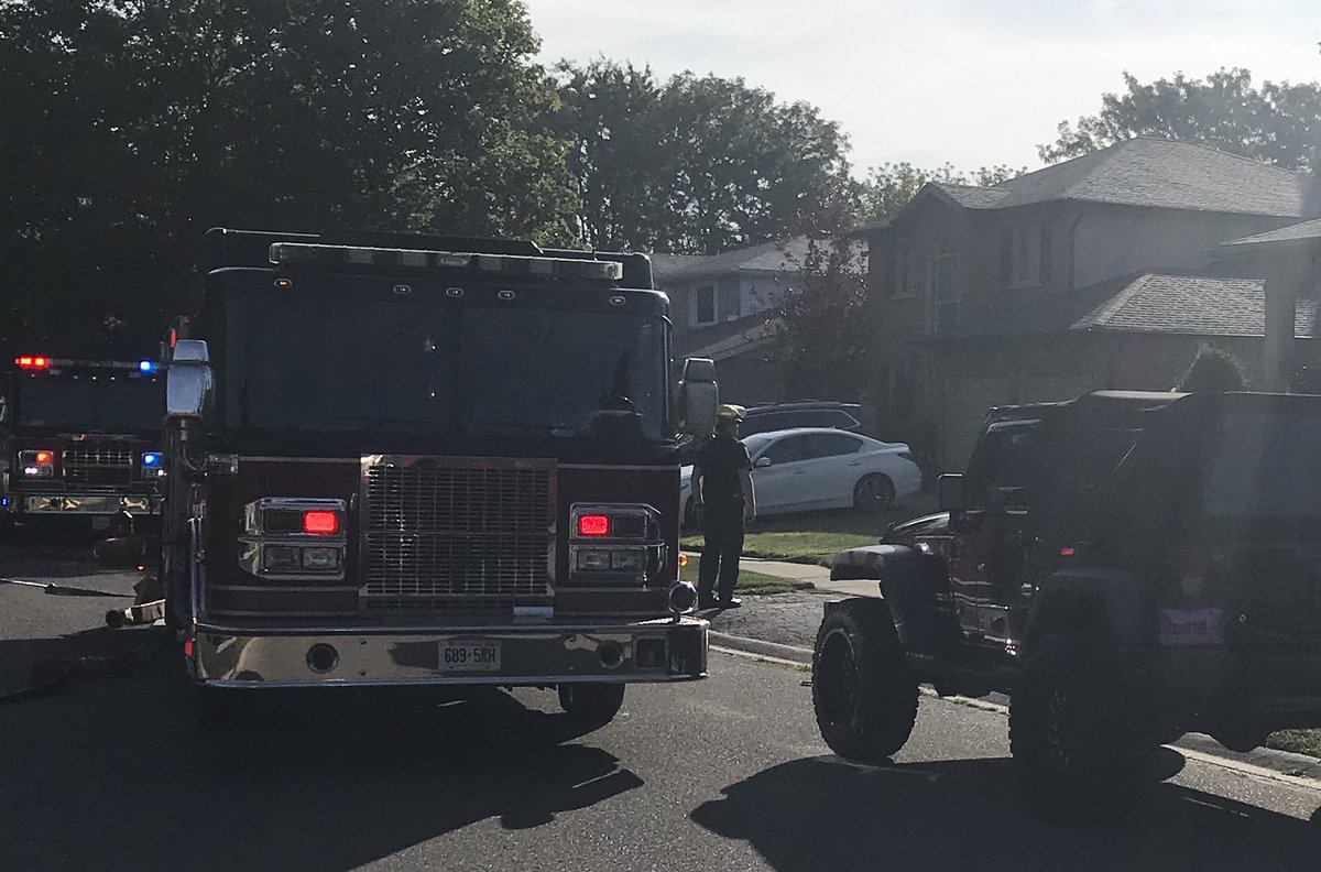 BrantfordFire's tweet image. Fire crews responded to a kitchen fire on Beckett Drive. No injuries. Kitchen fires are the #1cause of fires in our community. Please use care when cooking. @CityofBrantford @BrantfordPFFA