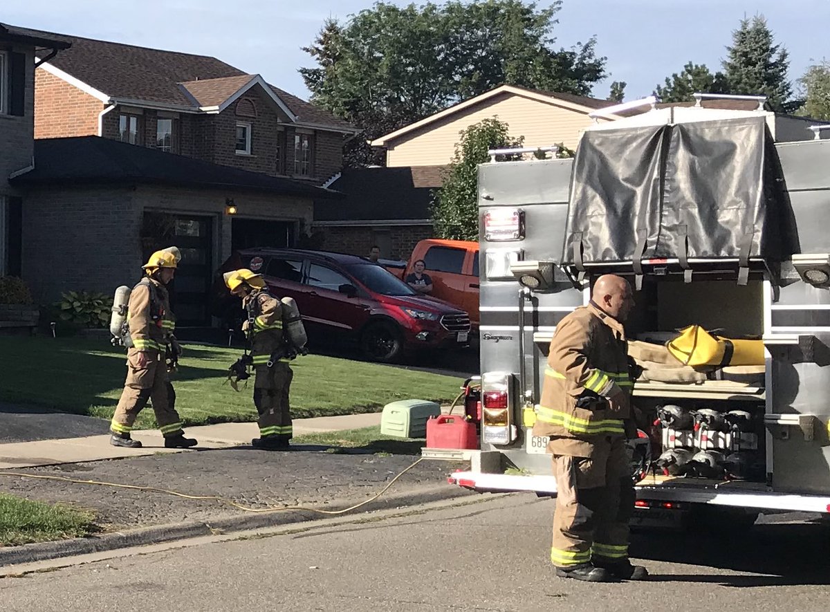 BrantfordFire's tweet image. Fire crews responded to a kitchen fire on Beckett Drive. No injuries. Kitchen fires are the #1cause of fires in our community. Please use care when cooking. @CityofBrantford @BrantfordPFFA