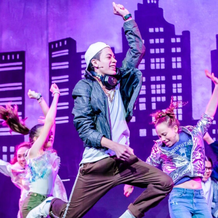 #FelizDomingo ¡Los esperamos a las 12:30 PM en el #NuevoTeatroLibanés ! #ALos13Obra