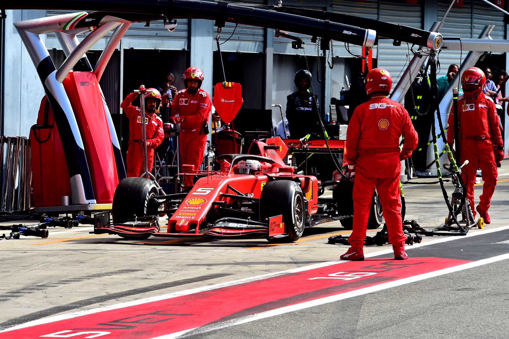 Sebastian Vettel. Imagen vía: Twitter oficial de la Scuderia Ferrari