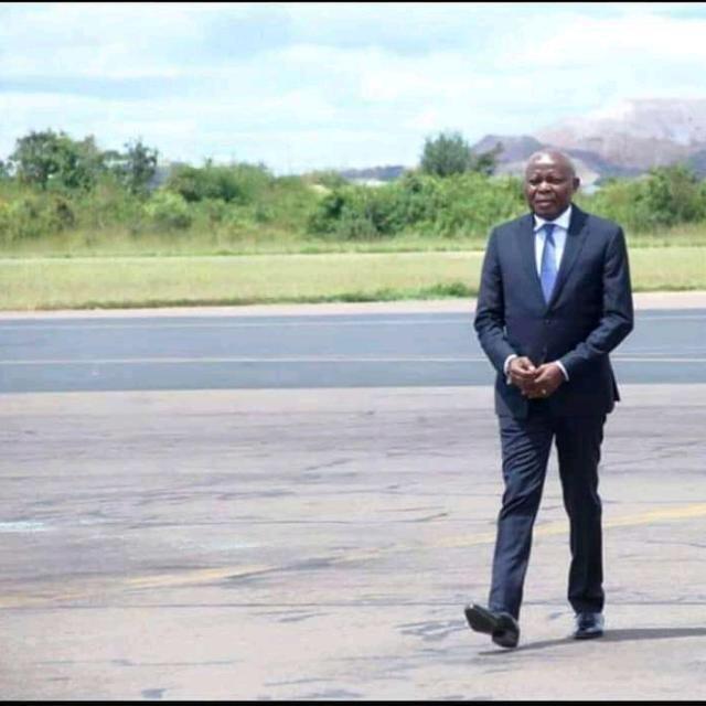 Interview du Directeur du Chef de L'Etat et President de l'UNC, L'Honorable Vital KAMERHE dans le magazine <a href="/jeuneafrique/">jeuneafrique</a>. Le Pacificateur jusqu’au bout a donne son point de vue. Les jaloux vont se suicider............. BRAVO MOKONZI