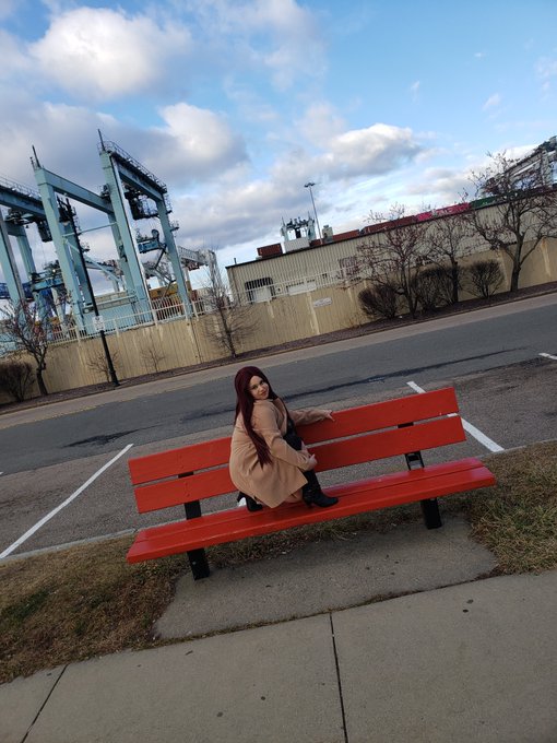 What a stunning view. Oh and the sky looks beautiful too! https://t.co/xqrcz9ehBm