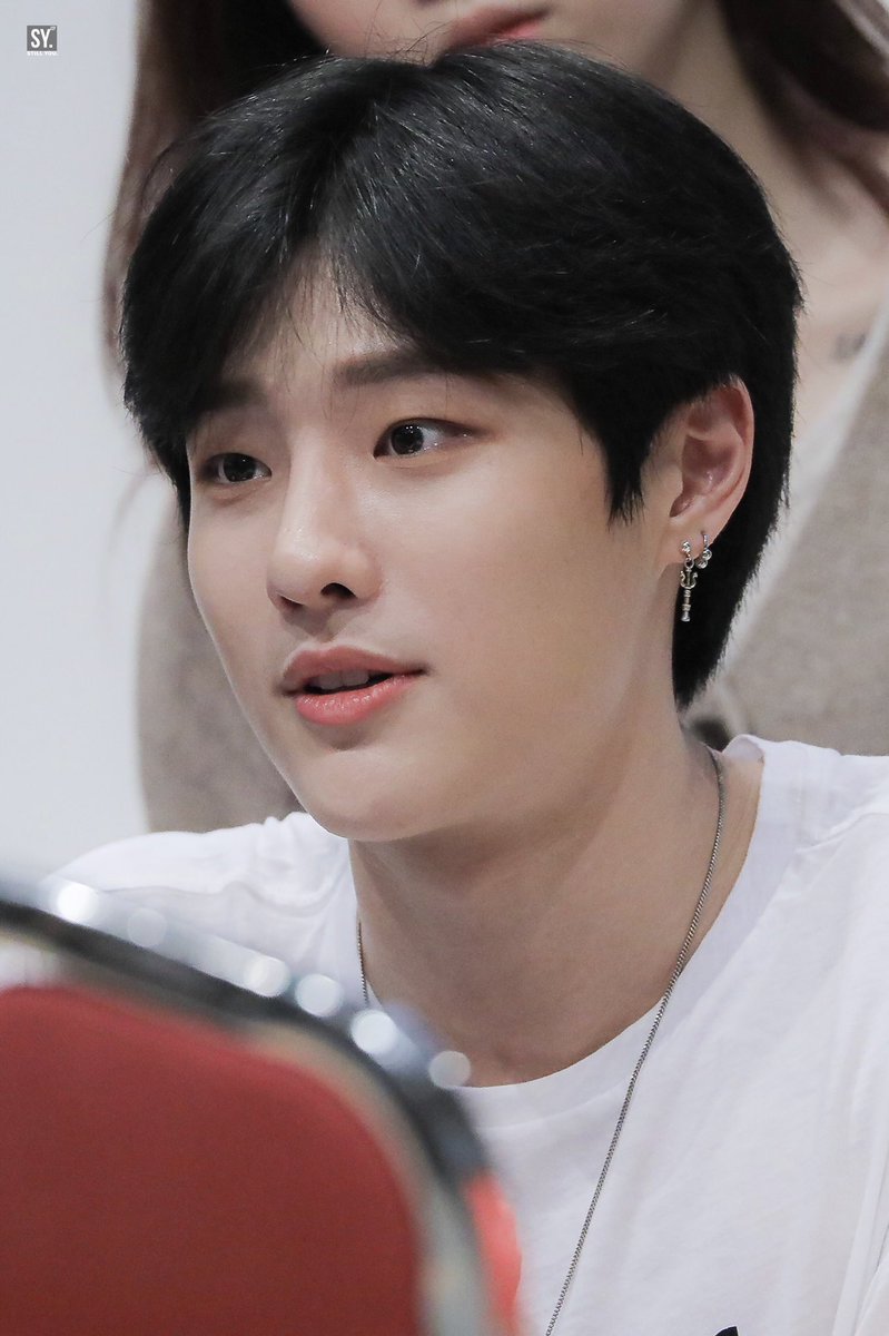 stillyouSY's tweet image. 190908 귀엽다고 잘생겼어요🥰❤️
#엑스원 #X1 #조승연 #CHOSEUNGYOUN