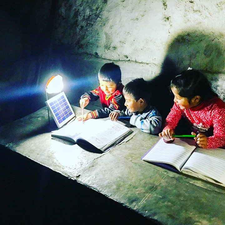 lutwgroup's tweet photo. Today it is International Literacy Day. At #LUTW we believe that access to energy and light improve the teaching and learning experience in the classroom. That is why one of our main focus is to install solar community projects in schools in rural Peru https://t.co/h2BkRpeMkX