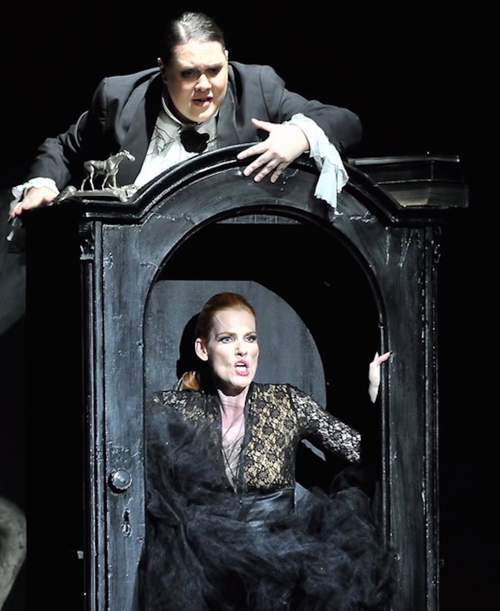 Time Zone Theatre tweet media