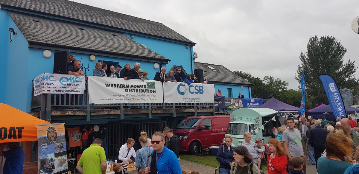 @CRTWalesandSW Our 2019 @clayshawbutler River Festival attracted over 2,000 visitors to #Carmarthen this summer - all run by volunteers! Funded by @CarmarthenTownC @CarmsWater and generous sponsors such as @wpduk @frftoyota @FfosLasRC @castellhowell @CarmarthenRT80 @scarlets_rugby 💙🏴󠁧󠁢󠁷󠁬󠁳󠁿