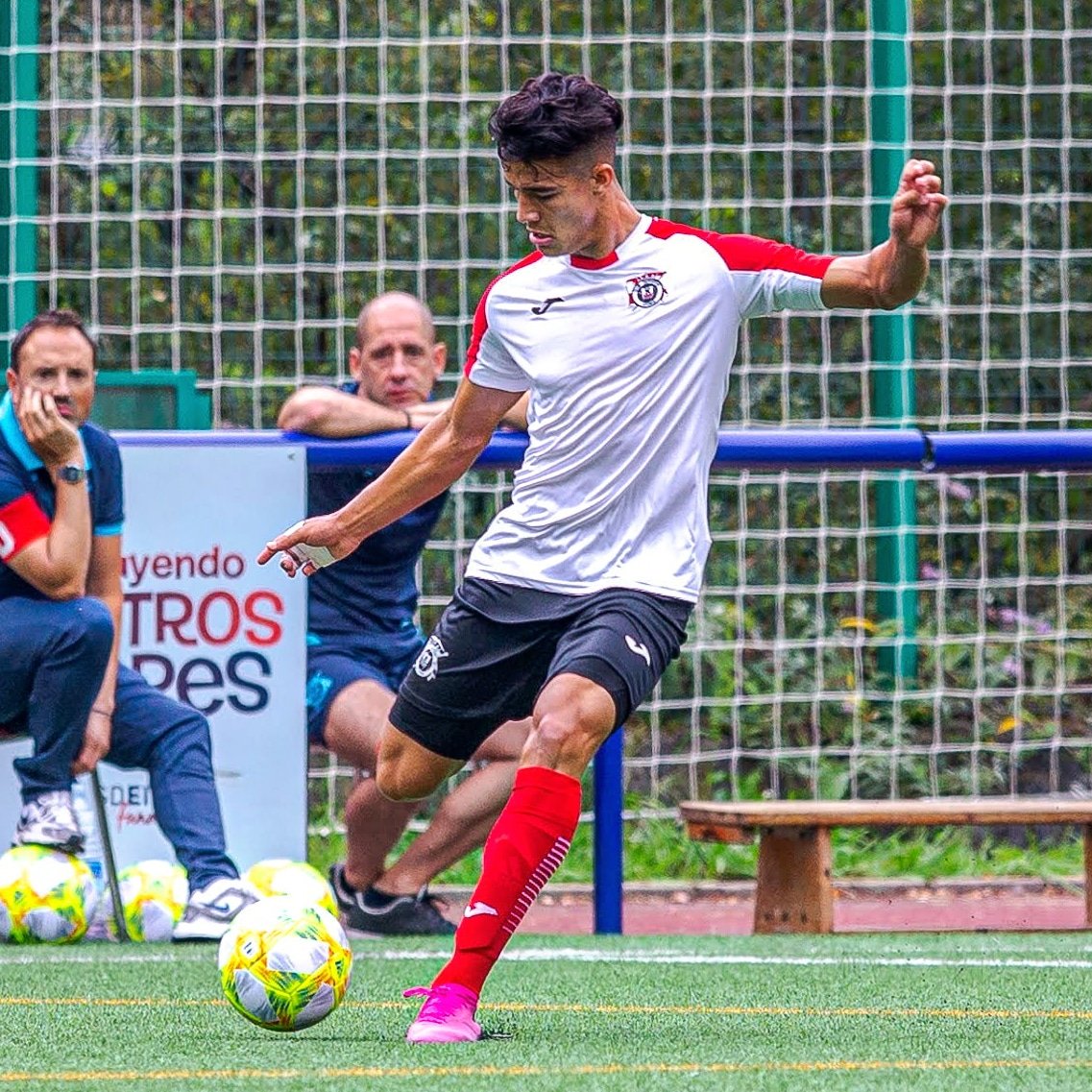 espve_'s tweet photo. ¡Debut en España Jorge Yriarte 🇪🇦⚽!
⠀⠀⠀⠀⠀⠀⠀⠀⠀
Nuestro mediocampista se estrenó con el @cdvitoria1945 ✔️😃.
⠀⠀⠀⠀⠀⠀⠀⠀⠀
Al poder estar disponible para el equipo, pudo debutar con la filial del @sdeibar tras ingresar en la segunda parte ¡Allá vamos! ✔️💯 https://t.co/ChlCWjNoZg