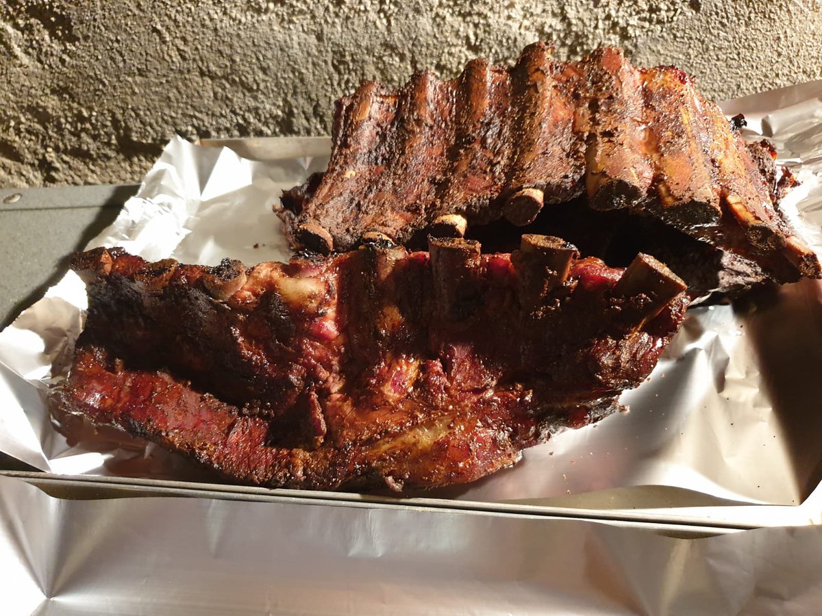 GranoSesamo's tweet photo. Ribs 
#rub #dryrub #ribs #bbq #weber #costolette #solocosebuone #cenatraamici #paprika #senape #pepenero #smoker #amicizia https://t.co/D0ZrJDfJ4n