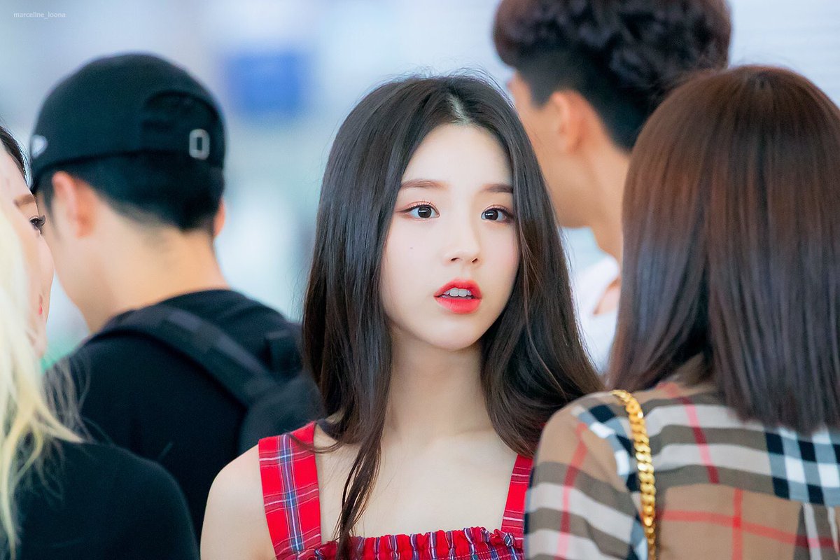 heejin pics (희진) tweet media