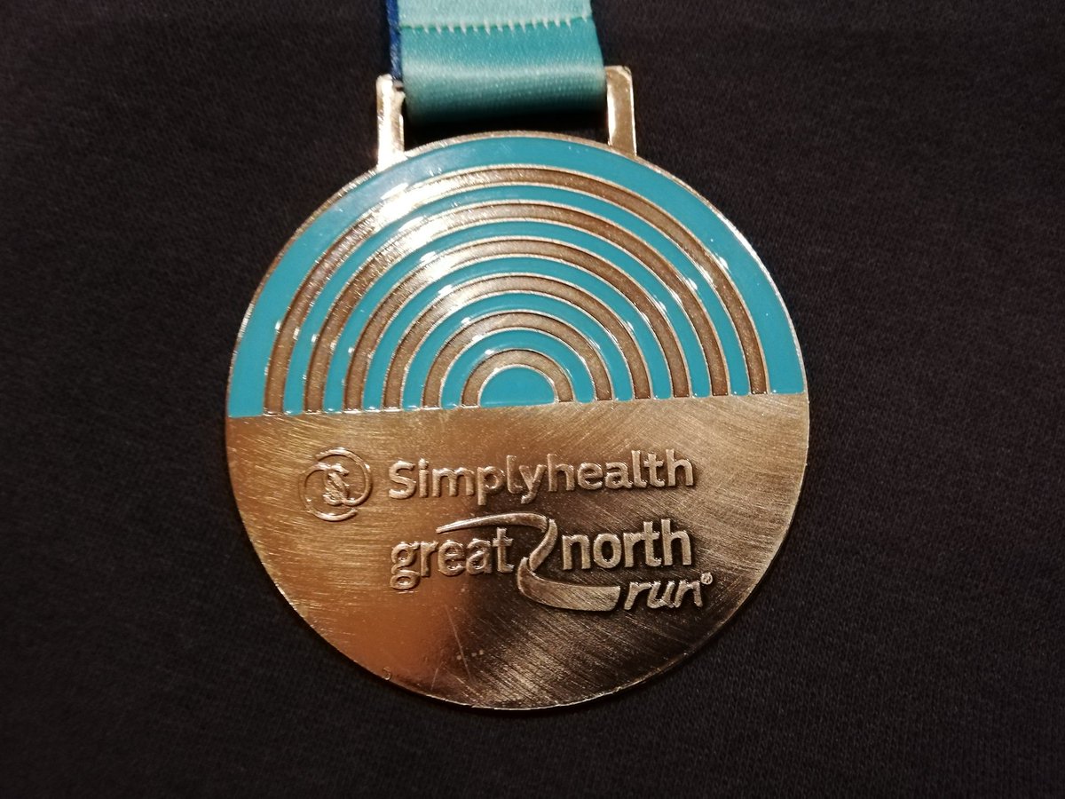 docsallyj's tweet photo. What an amazing day running the #GreatNorthRun for @NCKRF! Seeing so many people run for medical  charities for their loved ones makes me determined to do the very best research to make a difference to children with kidney disease https://t.co/S6fDyH6rVM https://t.co/PRLPsizhLe