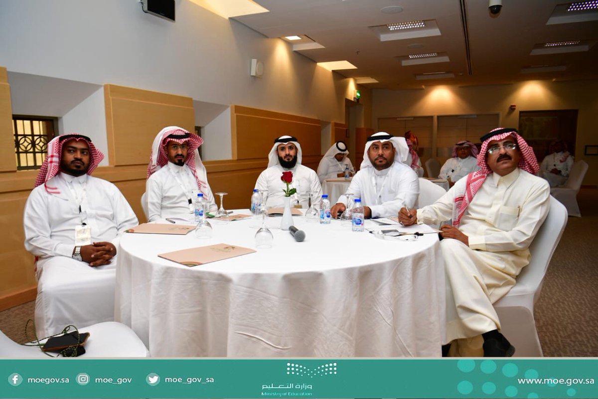 moe_gov_sa's tweet photo. بالتعاون مع دارة الملك عبدالعزيز... انطلاق البرنامج التدريبي على #العرضة_السعودية لمشرفي ورواد #النشاط_الطلابي
https://t.co/ZOXTARJL4J https://t.co/BAhfjRALv4