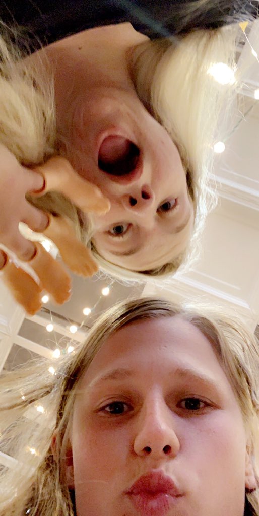 malloryp_2's tweet photo. happy birthday Z!! Thank you so much for ballin up with me and never failing to make me laugh. Don’t party too hard ;) have the best day ily lots 😘@Kenzee_Eaton09 https://t.co/Rn8TCOZuCm