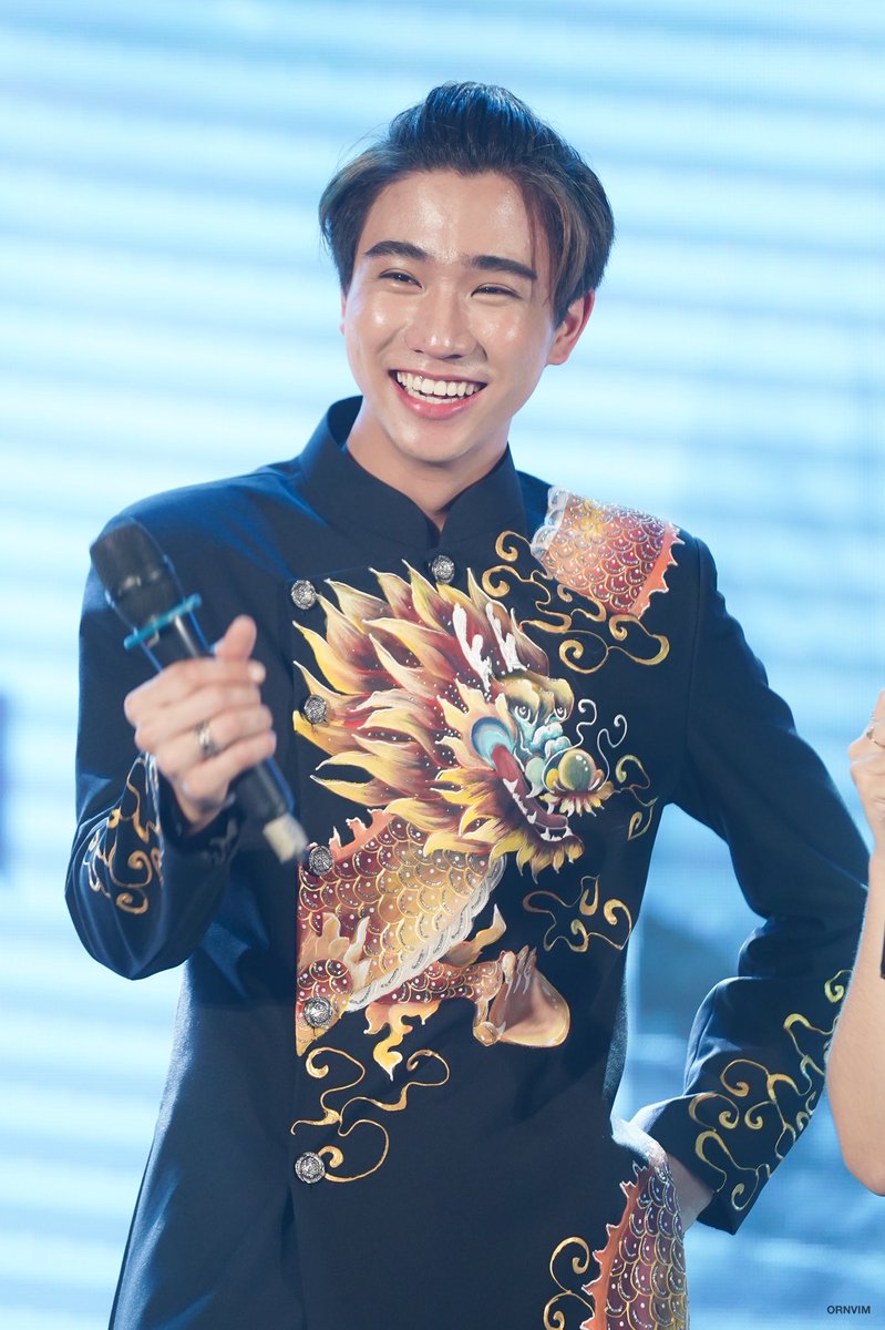 onlyonlyonly19's tweet photo. C vẫn ở đây dõi theo baby nha, c chỉ làm fan của riêng baby thôi, bé là idol duy nhất trong lòng c. Sẽ có những lúc c bận, k dõi theo bé đc nhiều nhưng c sẽ tranh thủ ngắm bé lúc rảnh. Yêu bé nhiều lắm, cậu bé 18t.
#SavePerth https://t.co/4GI2LJlmPt