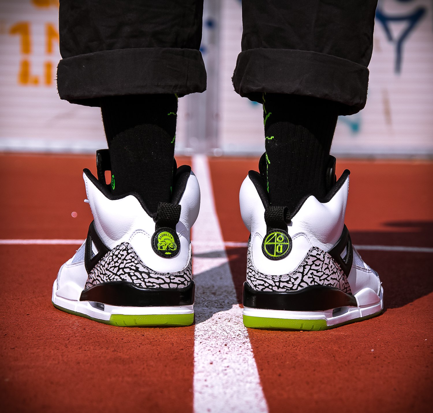 nike air jordan spizike white volt black