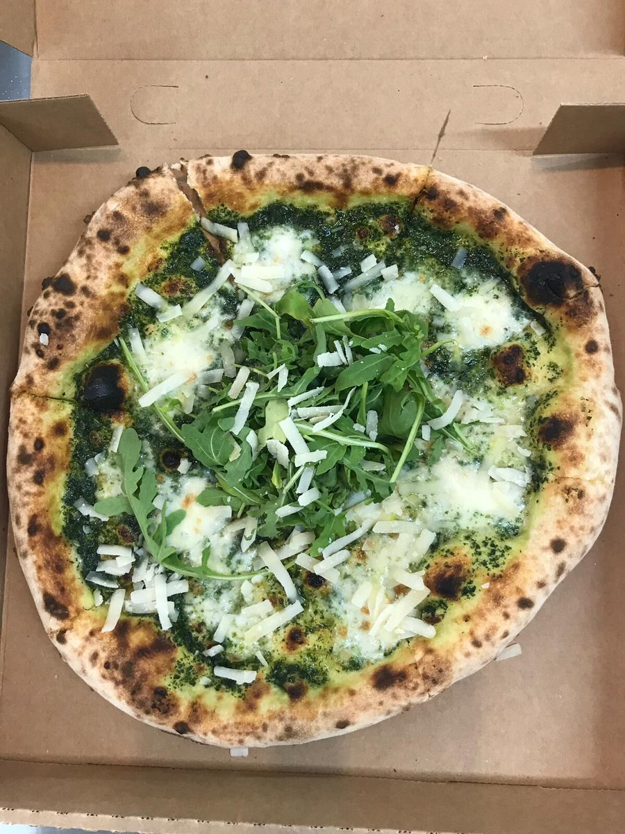 Enjoy a delicious Meal with Oleevo, our Authentic Neapolitan pizzas have a variety of toppings, and if you prefer less sauce or a thicker base - we can change this for you on request!

Order online at OleevoPizza.com or 📞 Call 01908 973777
#OleevoPizza #PizzaParty