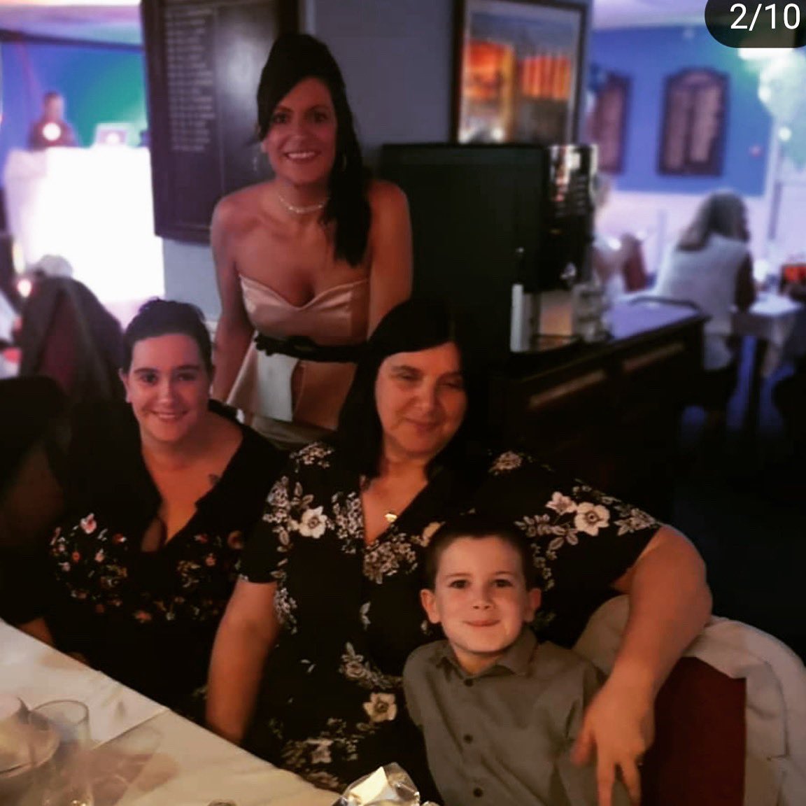 Mi familia ❤️❤️❤️❤️ missing my wee Dad but can pencil him in 😝