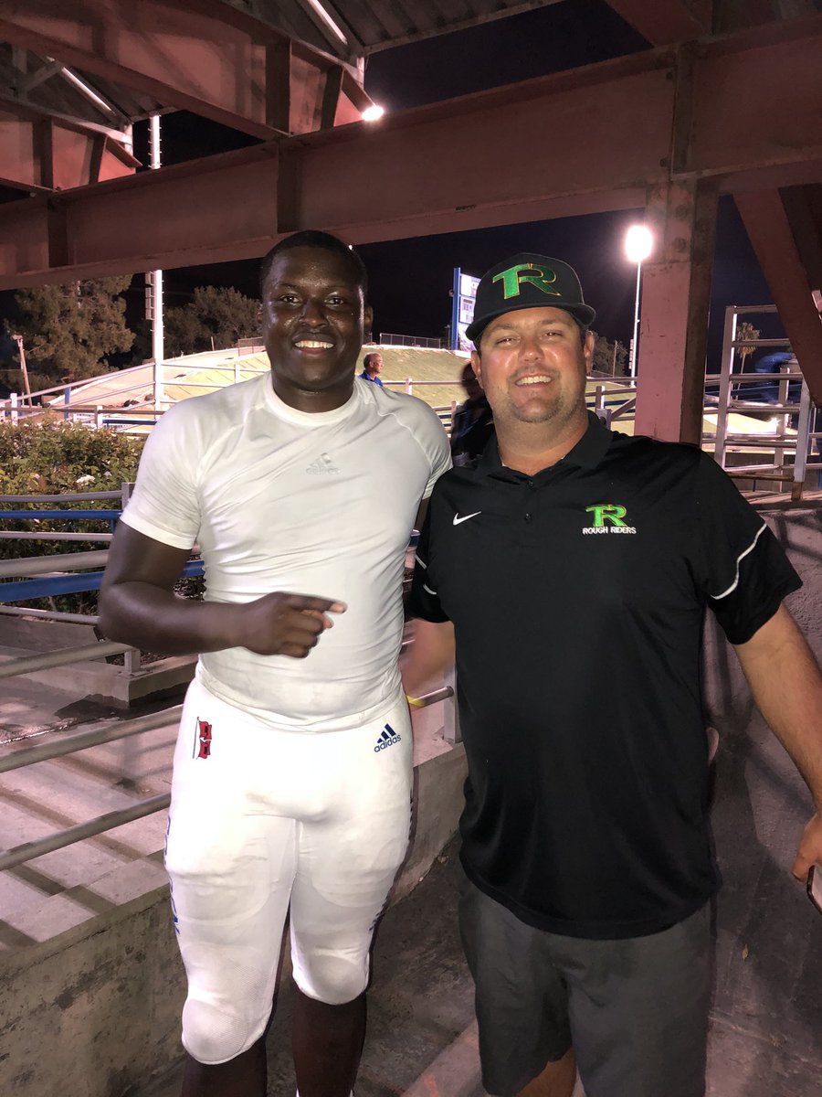 OnewayZel's tweet photo. This guy right here helped change my life 💯💯💯💯💯 https://t.co/D5a4UWma0X