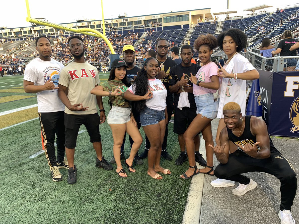 Yesterday some of FIU NPHC Orgs greeted our football players at the tunnel for our season opening game. GO FIU PANTHERS! <a href="/FIUALPHAS/">FIU ALPHAS</a> <a href="/OXNupes/">OX NUPEs ♦️| Est. 2005</a> <a href="/FIUFootball/">FIU Football</a>