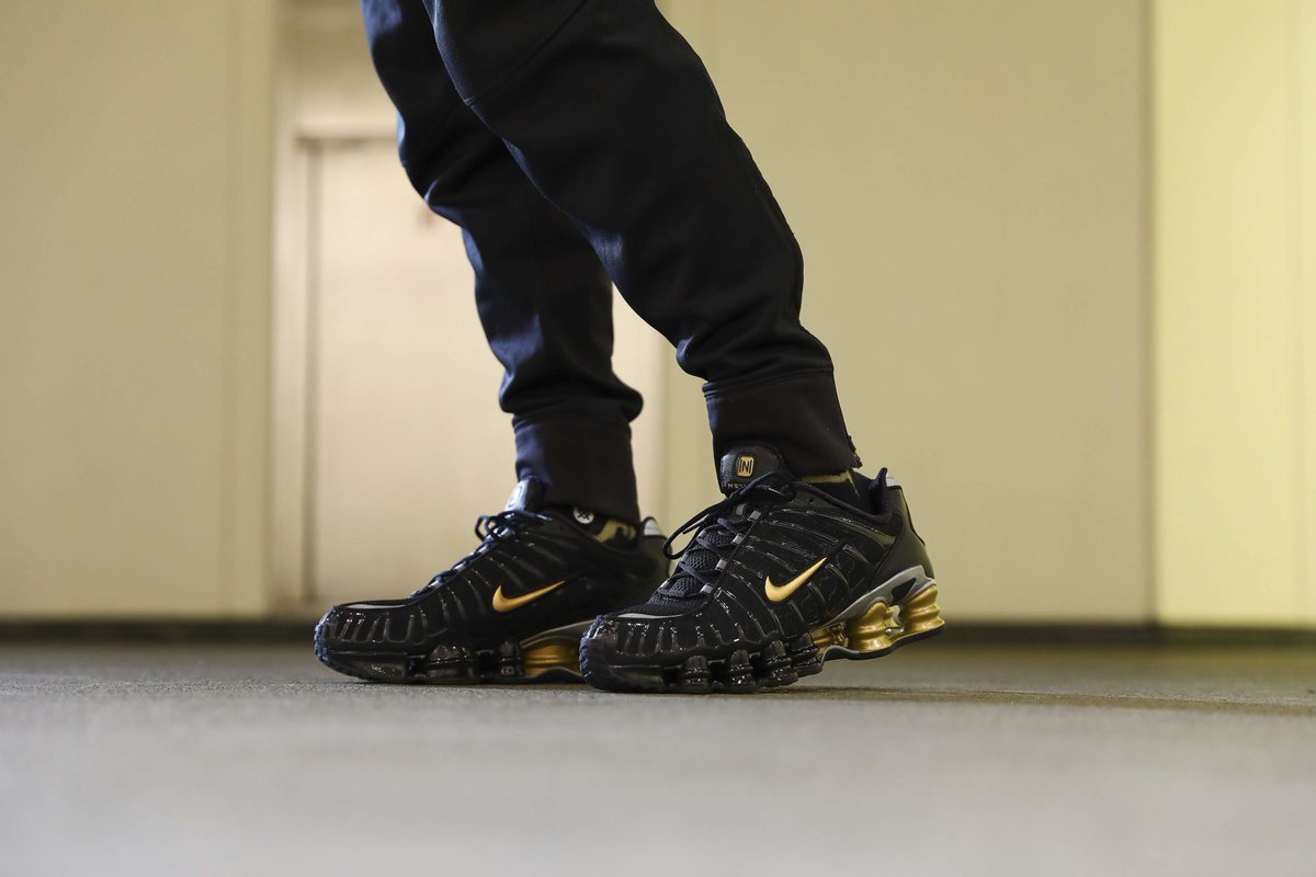 nike shox tl black on feet