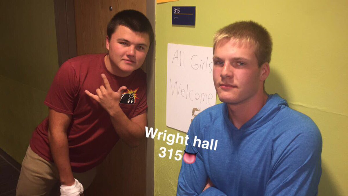 Zmar99's tweet photo. Happy birthday! @KobeLeininger #315 https://t.co/31xb5J3L1i