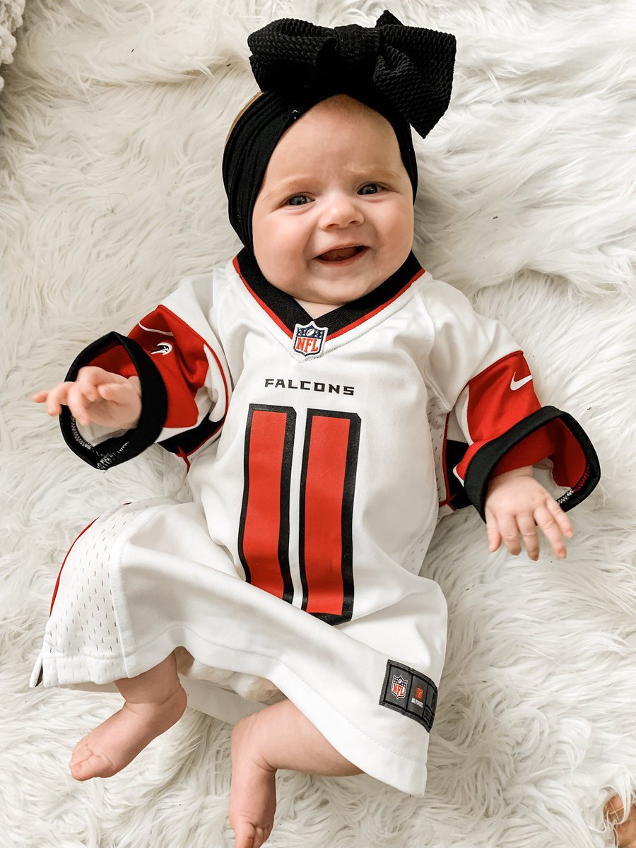 abbyyounce's tweet photo. GAME DAY 🖤 @AtlantaFalcons @juliojones_11 https://t.co/0qaNkTbpMu