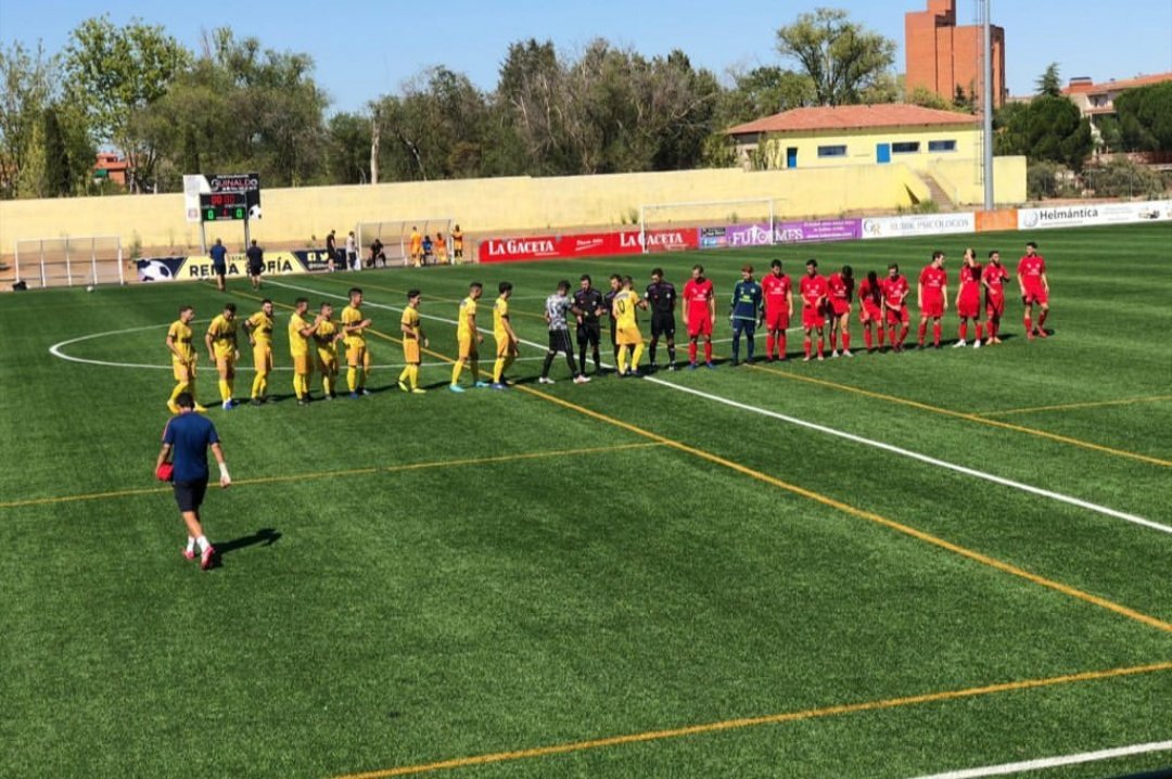 cd_reg's tweet photo. EMPATE
Resultado: 2-2
Remontamos un partido que se nos puso cuesta arriba 😲, 2-0 para los locales pero gracias a un gol de FRAN⚽ y otro de ISMA⚽ en la ultima jugada volvieron las tablas al marcador.
Sumamos nuestro primer punto 

VAMOS EQUIPO! #vamoscirria https://t.co/X5Ot1xY8vc