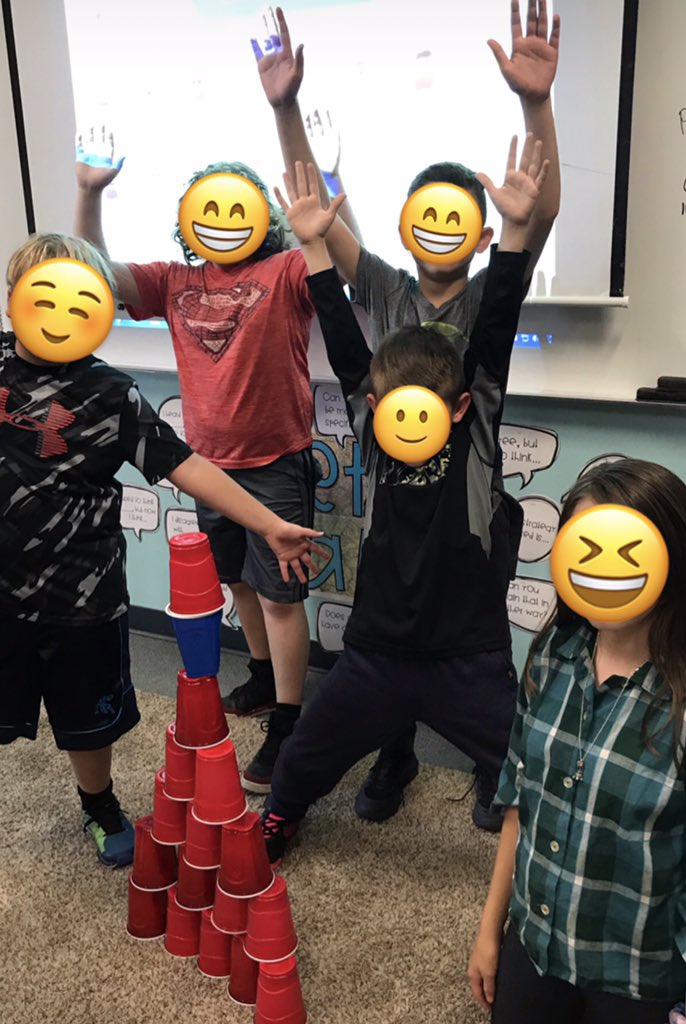mrsmitchell5th's tweet photo. @Teacher_of_Tots I am teaching and inspiring our future leaders and opening their minds to diverse views through literature and collaborative projects. https://t.co/z7uC9111GO https://t.co/K0FFbChH62