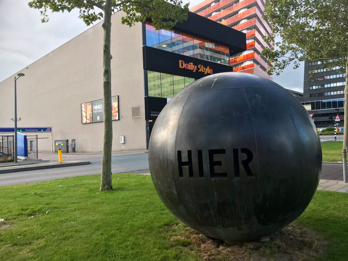 In #Almere there are more than 150 works of #art in the public space, spread over the city. An interesting initiative was launched inviting citizens to become Art Ambassadors (Kunstambassadeurs) to give special attention &amp; publicity to their favorite work! 👍