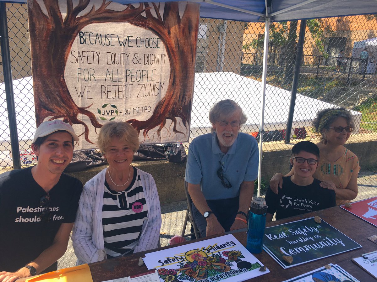 JVPDCMetro's tweet photo. We’re at the @TPFolkFestival (#tpff) today! Come by to sign our #OccupationFreeDC petition to end the #DeadlyExchange and learn more about the #NoWayToTreatAChild campaign! https://t.co/8eqJrXlawd